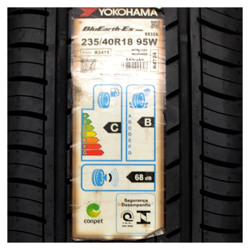 Pneu 235/40R18 Yokohama Bluearth ES32 95W
