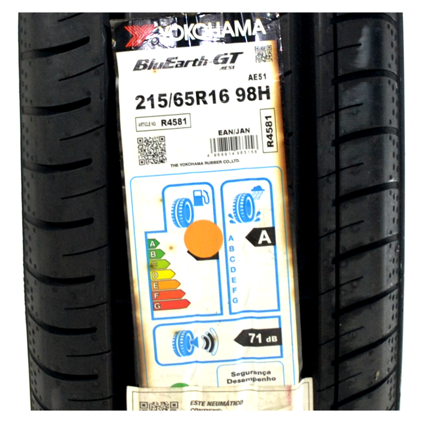 Pneu 215/65R16 Yokohama Bluearth GT AE51 98H